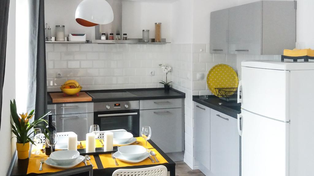 זאדאר Dinghy Apartment מראה חיצוני תמונה